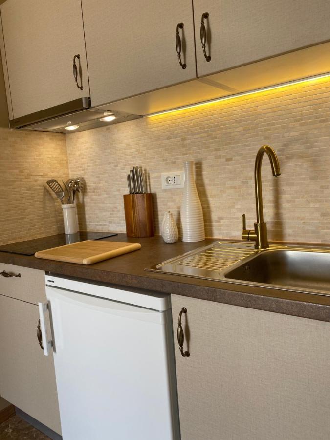 Villa Leo Beach Studio พอดโกรา ภายนอก รูปภาพ